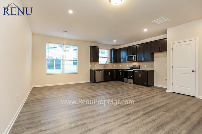 Building Photo - *New Construction* 3BR/3BA!