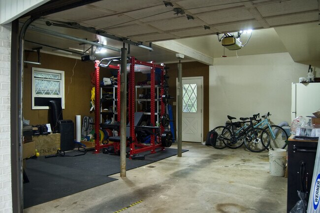 Building Photo - 71 Woodland Ave