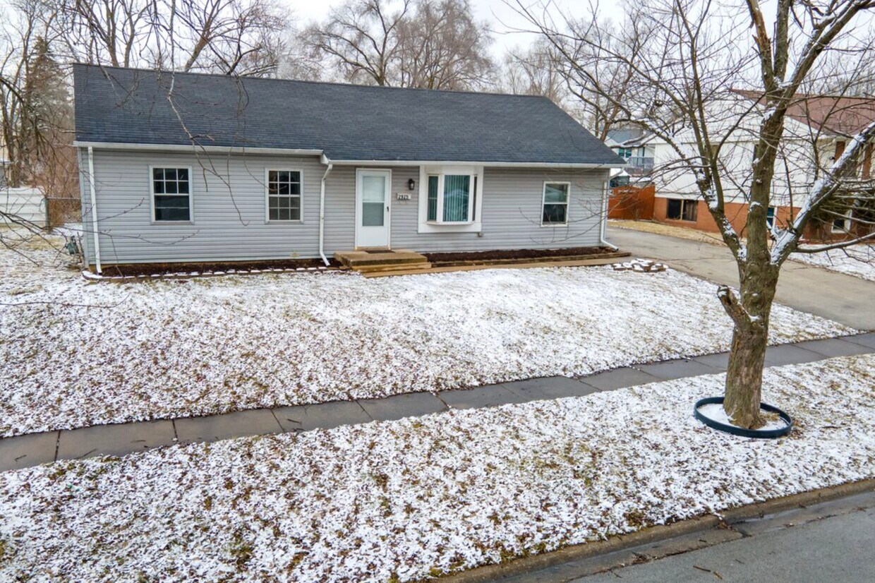 Foto principal - 2925 224th St