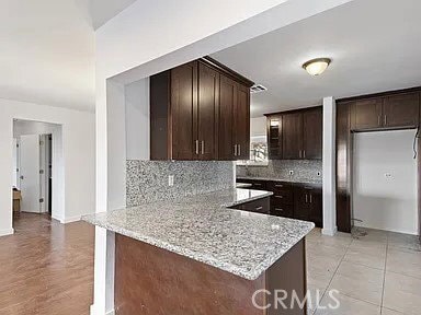 Foto del edificio - 8315 Valecrest Dr