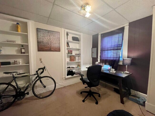 Foto del edificio - 416 E 2nd St