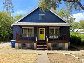 Building Photo - 1609 W 11th St