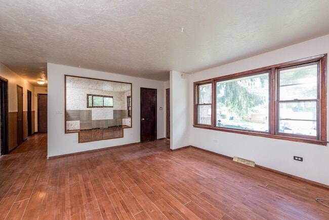 Foto del edificio - 2030 Wright Ave