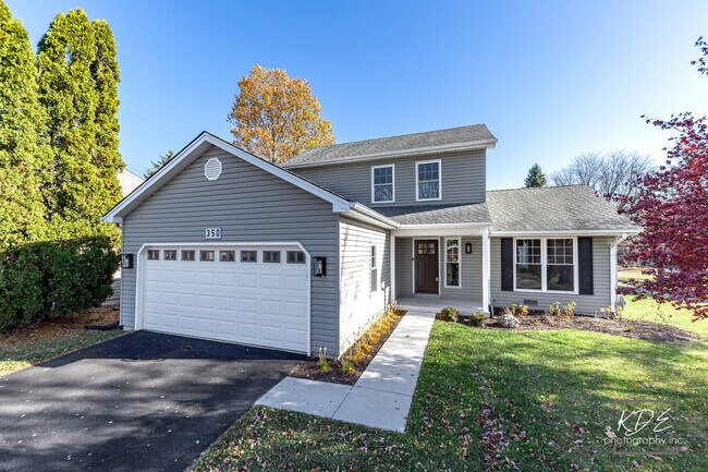 Foto del edificio - 350 Pearson Cir