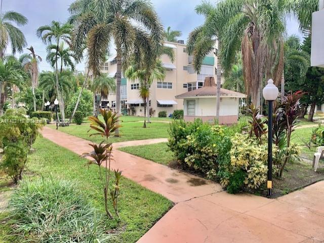 Building Photo - 1333 E Hallandale Beach Blvd