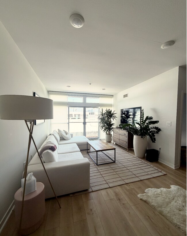 Foto del edificio - 4215 Glencoe Ave