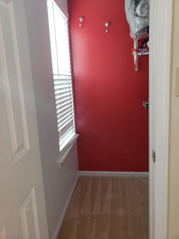 Foto del edificio - 6107 Kent Ct