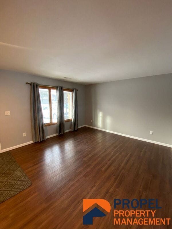 Building Photo - 243 Randall Dr