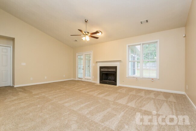 Foto del edificio - 636 Fair Harbor Dr