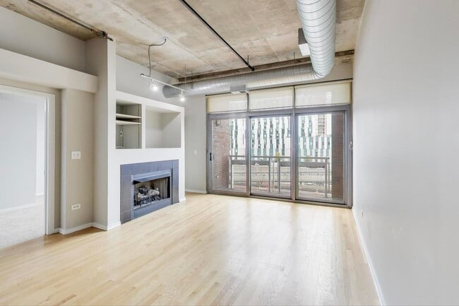 Foto del edificio - 933 W Van Buren St
