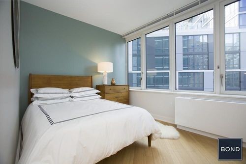 Foto del edificio - 4325 Hunter St