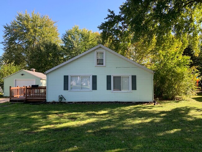 Building Photo - 2024 Birkdale Rd