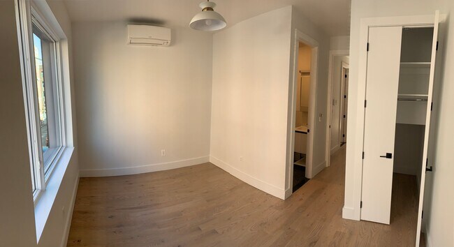 Foto del edificio - 1526 Lincoln Pl