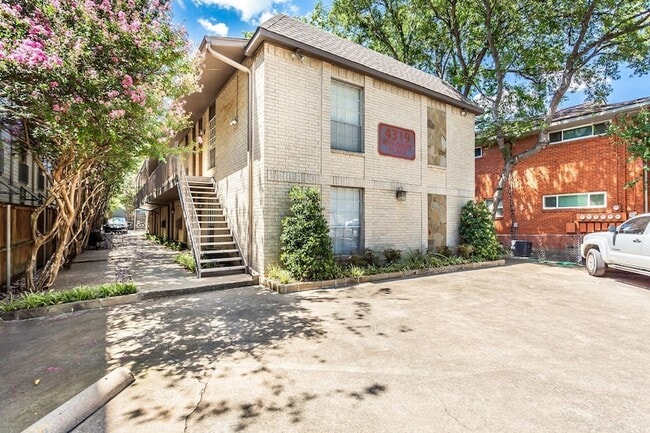 Photo - 4319 McKinney Ave Apartment