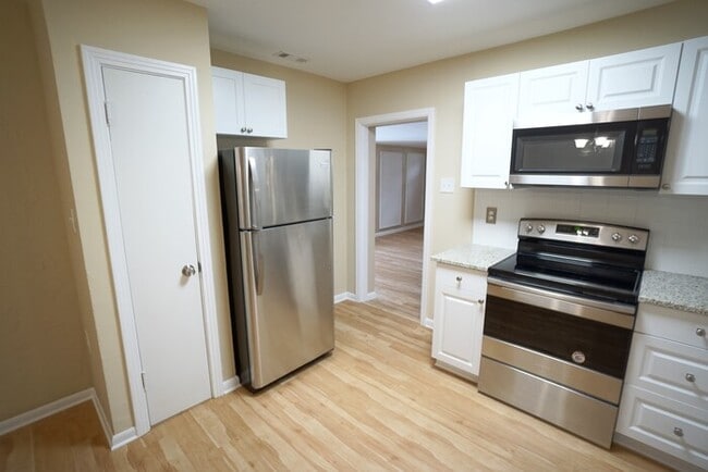 Building Photo - 3-Bed, 2-Bath, River Front Home in Seminole Heights