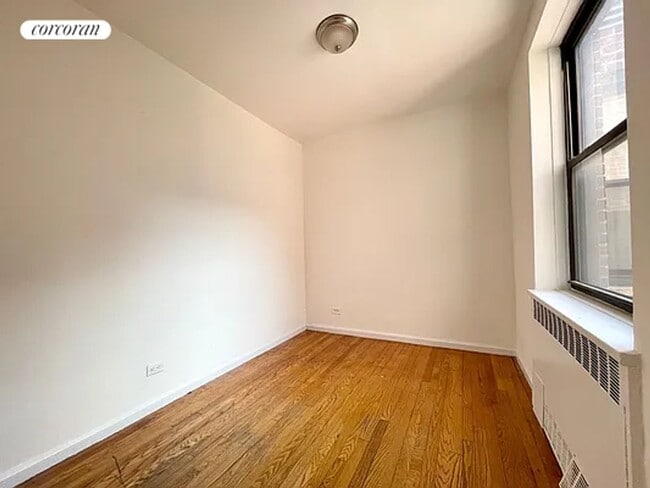 Building Photo - 108/50 71st Ave