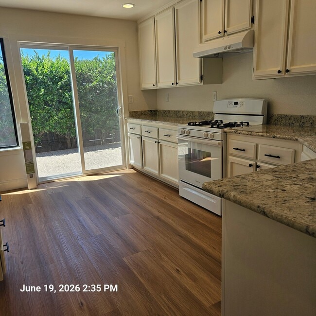 Building Photo - 1145 Quail Valley Run