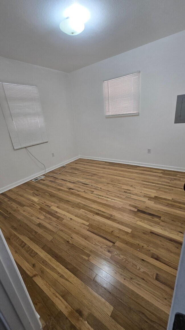 Foto del edificio - 2715 Cedar St
