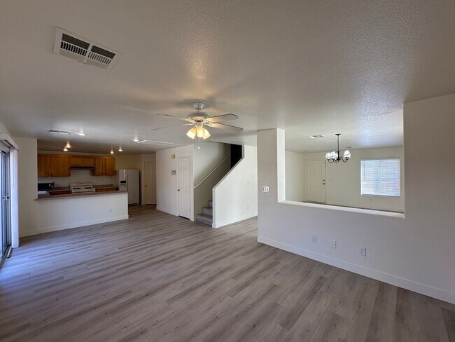 Foto del edificio - IRON MOUNTAIN RANCH