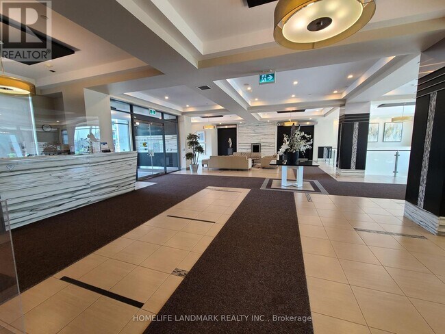 Photo du bâtiment - 55 S Town Centre Blvd