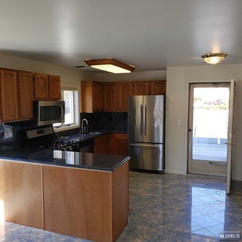 Foto del edificio - 136 Changebridge Rd