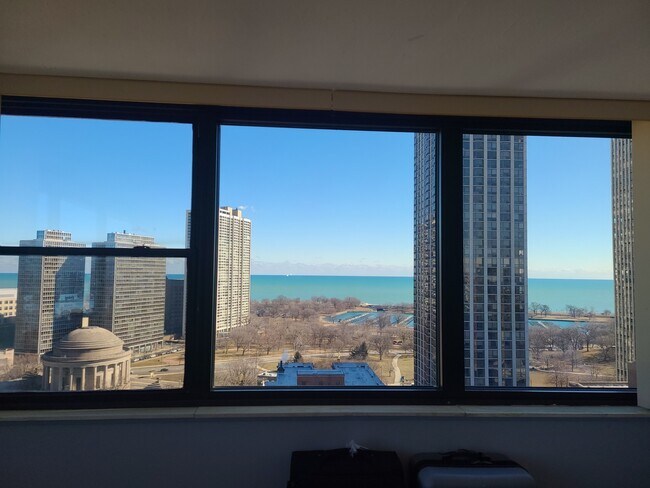 Foto del edificio - 2700 N Hampden Ct