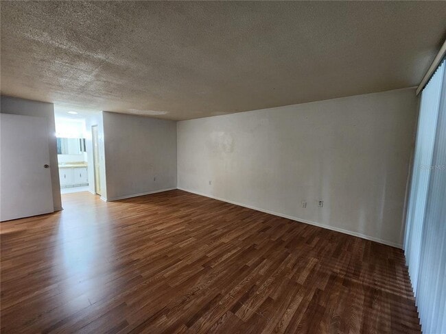 Foto del edificio - 719 SW 75th St