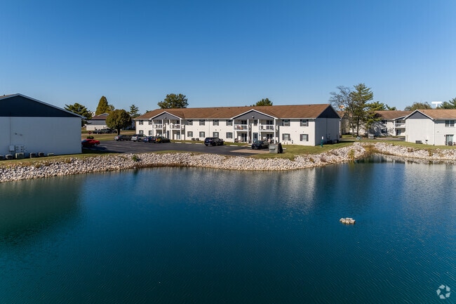 Building Photo - River Club