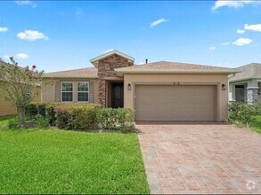 Building Photo - 5552 NW 40th Loop