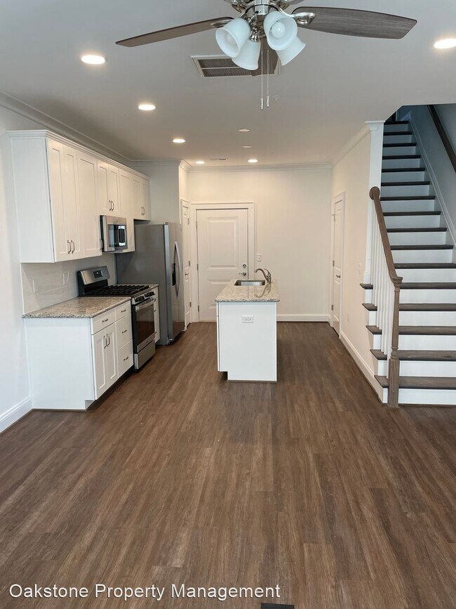 Foto del edificio - 3 br, 2.5 bath House - 385-A Adderbury Walk