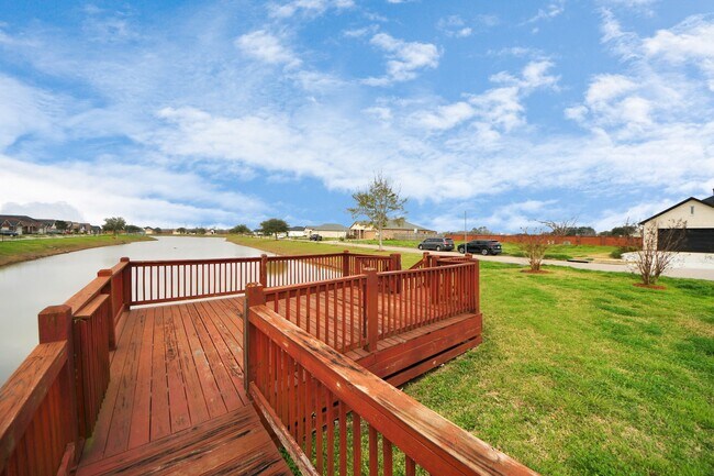 Foto del edificio - 2003 Marthoman Drive