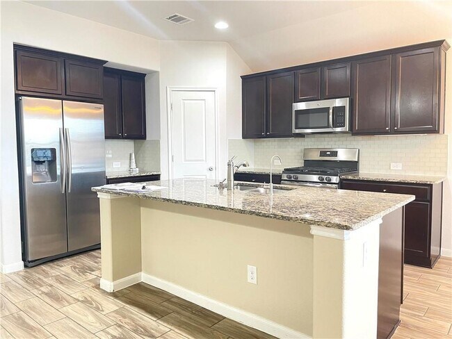 Building Photo - 6720 Brindisi Pl