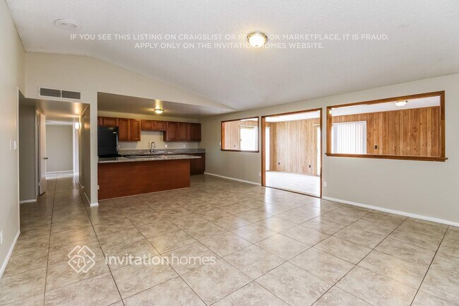Foto del edificio - 6943 W Hubbell St