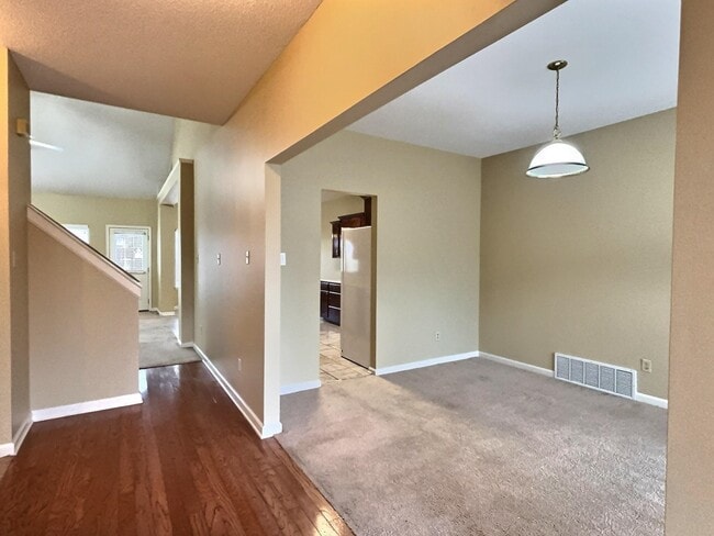 Building Photo - 1291 Rain Hollow Cir W