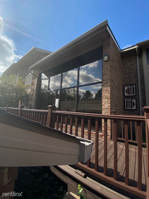 Building Photo - 2 br, 2 bath Condo - 11801 Sycamore Dr.