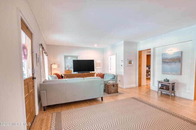 Foto del edificio - 112 Corlies Ave