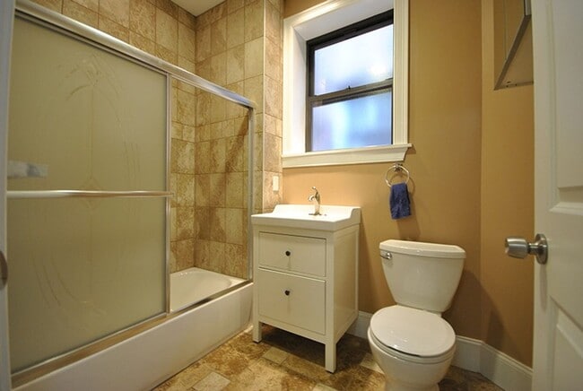 Photo - 1592 Beacon St Apartment