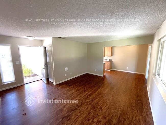 Foto del edificio - 7517 Blackthorne Way