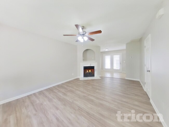 Foto del edificio - 1787 Mission Oaks St