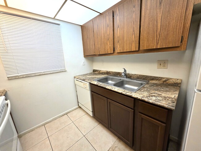 Foto del edificio - 2000 N Congress Ave