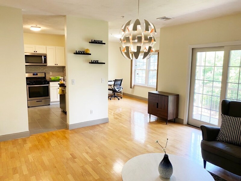 117A Revere St Unit F, Canton, MA 02021 Condo for Rent in Canton, MA