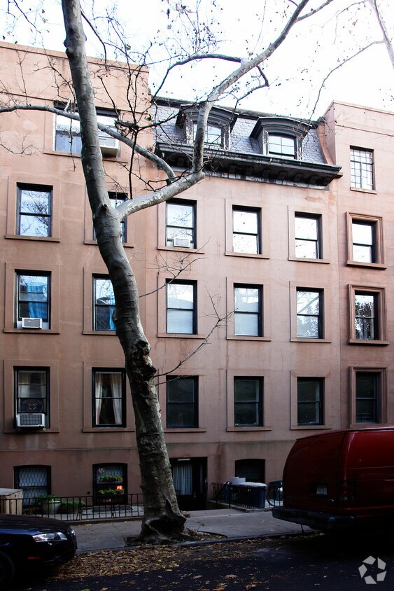 Foto principal - 49 Remsen St
