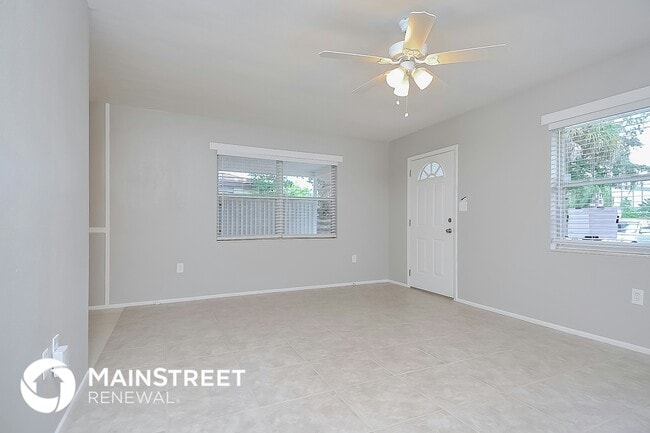 Foto del edificio - 2026 Sandrala Dr