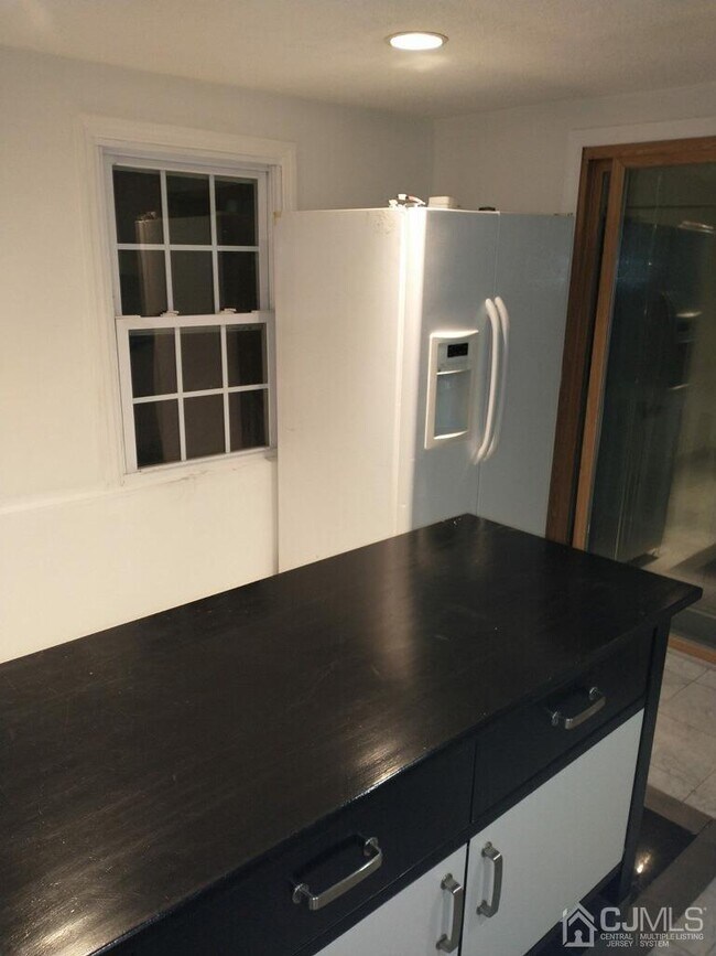 Foto del edificio - 1378 Hamilton St