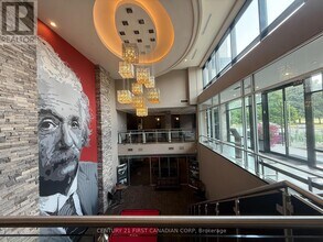 Building Photo - 1235 Richmond St