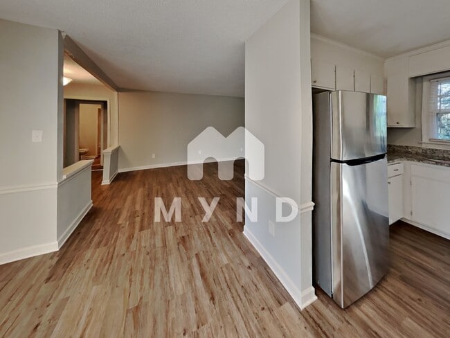 Building Photo - 6513 Old Meadow Rd