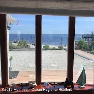 Foto del edificio - 23 Cove Point Rd