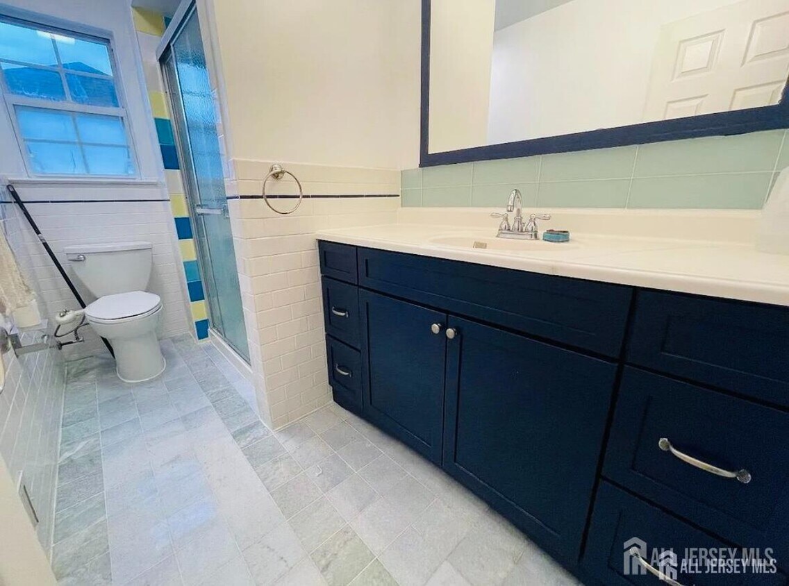 Foto del edificio - 94 Brewster Cir