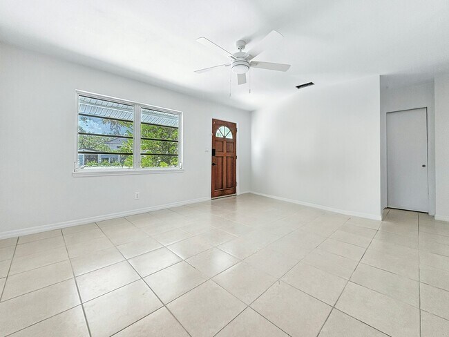 Foto del edificio - 2431 Prospect St
