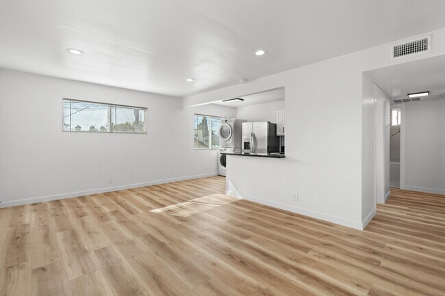 Foto del edificio - 422 Broadway St